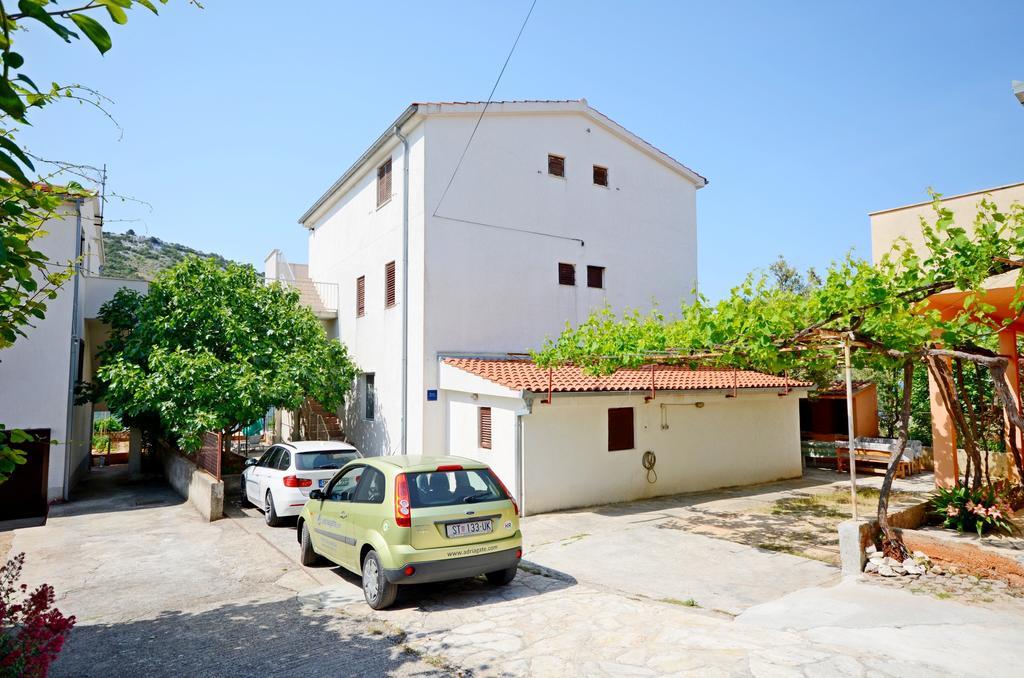 Apartments Kovacevic Рогозница Екстериор снимка